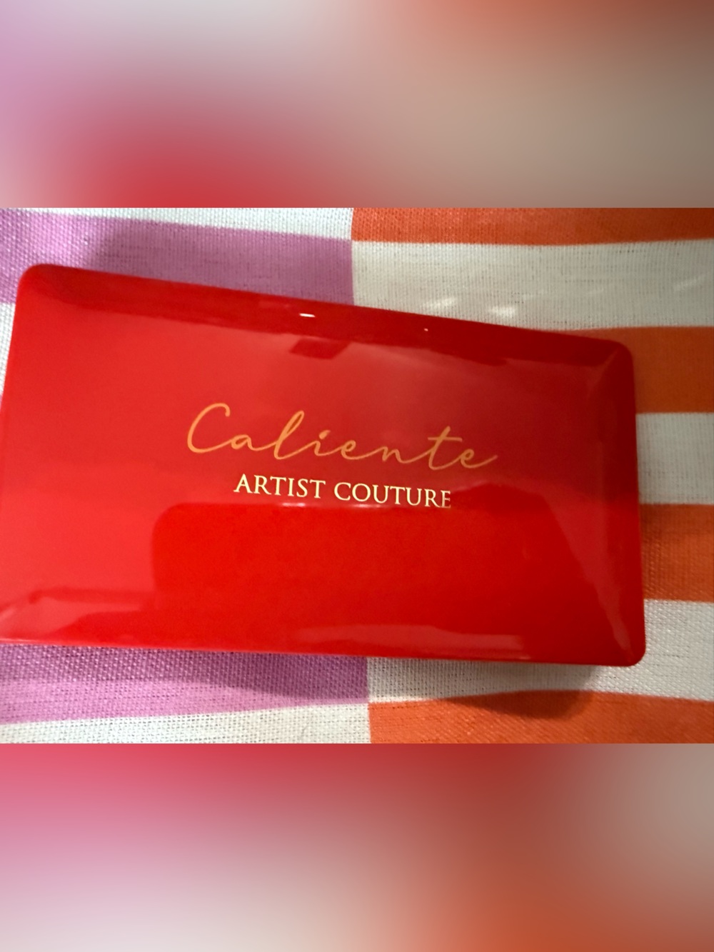 Artist Couture Caliente Red Eyeshadow Palette Case